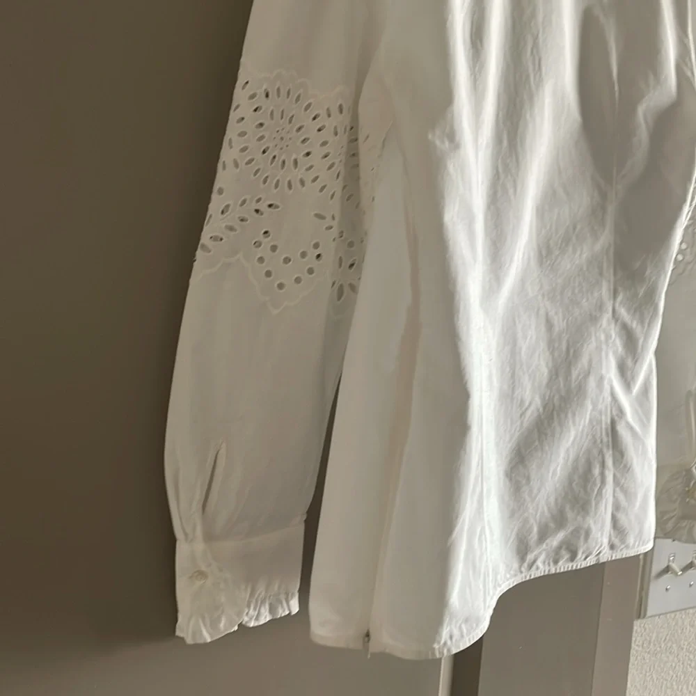MaxMara Weekend Mock Neck Long Sleeve White Eyelet Blouse - Picture 11 of 13